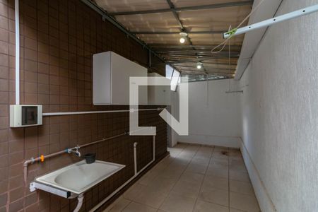 Apartamento à venda com 180m², 3 quartos e 2 vagas Apartamento à venda com 180m², 3 quartos e 2 vagasÁrea Externa