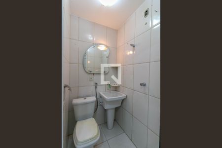 Apartamento à venda com 180m², 3 quartos e 2 vagas Apartamento à venda com 180m², 3 quartos e 2 vagasBanheiro de Serviço