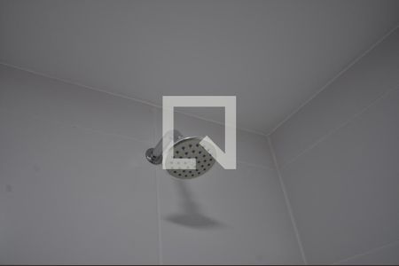 Banheiro de kitnet/studio para alugar com 1 quarto, 26m² em Tucuruvi, São Paulo