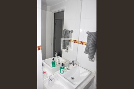 Apartamento à venda com 77m², 3 quartos e 2 vagasBanheiro Social