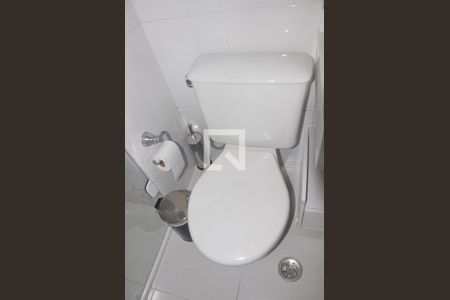 Apartamento à venda com 77m², 3 quartos e 2 vagasBanheiro Social