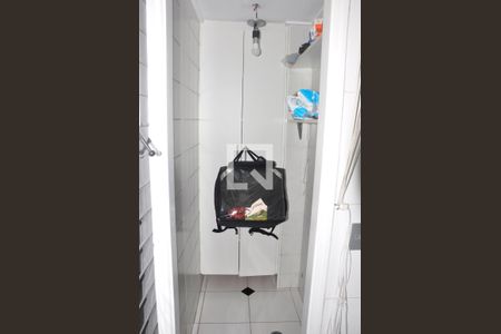 Apartamento à venda com 77m², 3 quartos e 2 vagasDispensa