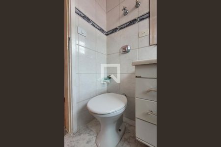 Apartamento para alugar com 68m², 2 quartos e 1 vaga Apartamento para alugar com 68m², 2 quartos e 1 vagaBanheiro