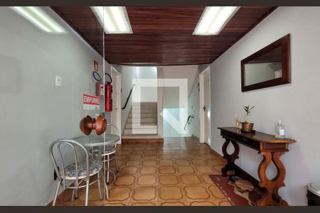 Apartamento para alugar com 68m², 2 quartos e 1 vaga Apartamento para alugar com 68m², 2 quartos e 1 vagaHall de entrada