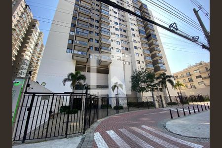 Apartamento para alugar com 74m², 3 quartos e 1 vaga Apartamento para alugar com 74m², 3 quartos e 1 vagaFachada
