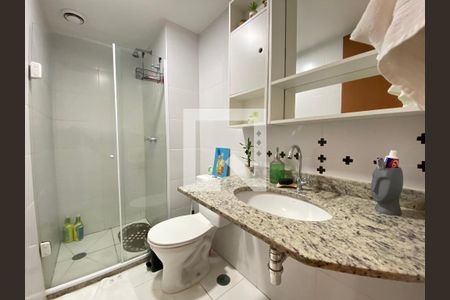 Apartamento para alugar com 74m², 3 quartos e 1 vaga Apartamento para alugar com 74m², 3 quartos e 1 vagaBanheiro 2