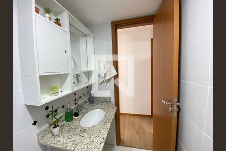 Apartamento para alugar com 74m², 3 quartos e 1 vaga Apartamento para alugar com 74m², 3 quartos e 1 vagaBanheiro 2