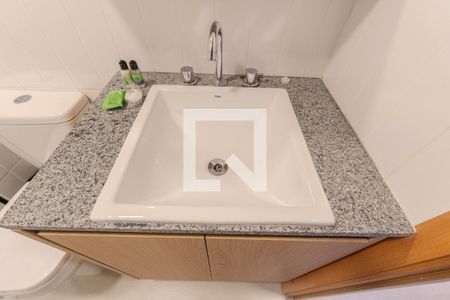 Studio para alugar com 25m², 1 quarto e sem vaga Studio para alugar com 25m², 1 quarto e sem vagaBanheiro