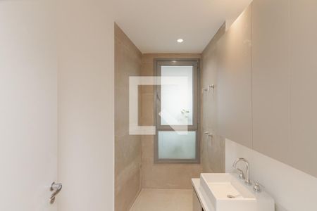 Apartamento à venda com 197m², 3 quartos e 3 vagasBanheiro da Suíte 1