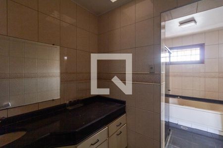 Casa para alugar com 146m², 4 quartos e 5 vagas Casa para alugar com 146m², 4 quartos e 5 vagasQuarto 1 - banheiro