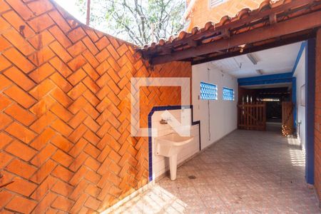 Casa para alugar com 146m², 4 quartos e 5 vagas Casa para alugar com 146m², 4 quartos e 5 vagasÁrea de serviço