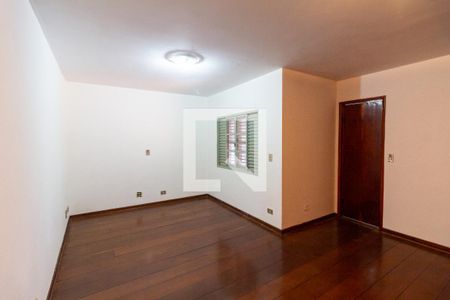 Casa para alugar com 146m², 4 quartos e 5 vagas Casa para alugar com 146m², 4 quartos e 5 vagasQuarto 3