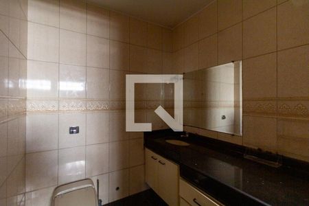 Casa para alugar com 146m², 4 quartos e 5 vagas Casa para alugar com 146m², 4 quartos e 5 vagasQuarto 1 - banheiro