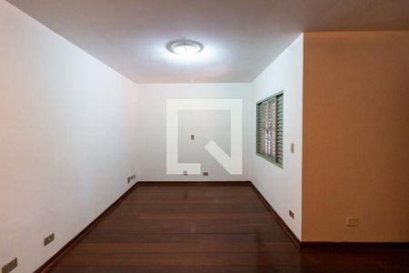 Casa para alugar com 146m², 4 quartos e 5 vagas Casa para alugar com 146m², 4 quartos e 5 vagasQuarto 3