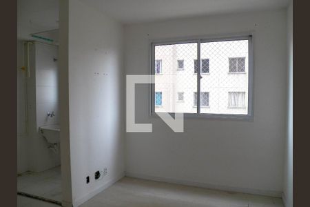 Sala de apartamento para alugar com 2 quartos, 41m² em Vila Zat, São Paulo