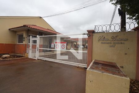 Casa de condomínio à venda com 120m², 3 quartos e 2 vagasFachada e portaria