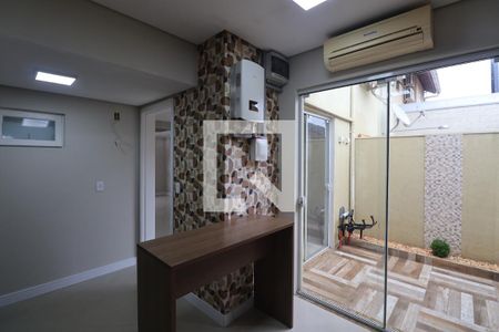 Casa de condomínio à venda com 120m², 3 quartos e 2 vagasCozinha e Área de Serviço