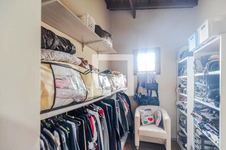 Casa à venda com 278m², 7 quartos e 3 vagasQuarto 6