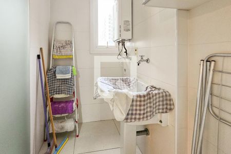 Área de serviço de apartamento para alugar com 3 quartos, 110m² em Centro, Guarujá