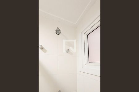 Banheiro da Suíte de apartamento para alugar com 3 quartos, 110m² em Centro, Guarujá