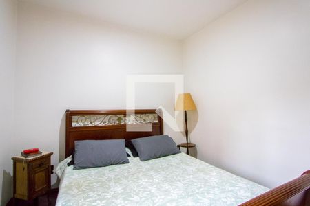 Casa para alugar com 373m², 3 quartos e 5 vagas Casa para alugar com 373m², 3 quartos e 5 vagasQuarto 1 - Suíte