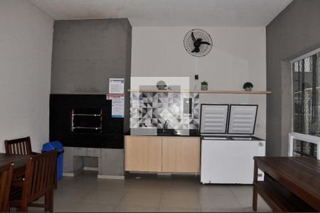 Apartamento para alugar com 42m², 2 quartos e sem vaga Apartamento para alugar com 42m², 2 quartos e sem vagaChurrasqueira