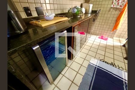 Apartamento à venda com 120m², 2 quartos e 1 vaga Apartamento à venda com 120m², 2 quartos e 1 vagaCopa / Cozinha