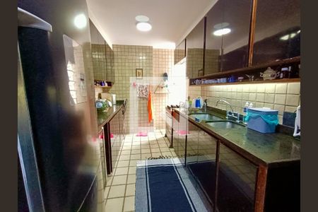 Apartamento à venda com 120m², 2 quartos e 1 vaga Apartamento à venda com 120m², 2 quartos e 1 vagaCopa / Cozinha