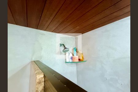 Apartamento à venda com 120m², 2 quartos e 1 vaga Apartamento à venda com 120m², 2 quartos e 1 vagaSuíte 1 banheiro