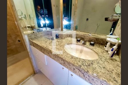 Apartamento à venda com 120m², 2 quartos e 1 vaga Apartamento à venda com 120m², 2 quartos e 1 vagaSuíte 2 banheiro