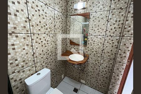 Casa para alugar com 400m², 3 quartos e 5 vagasBanheiro da Suíte 2