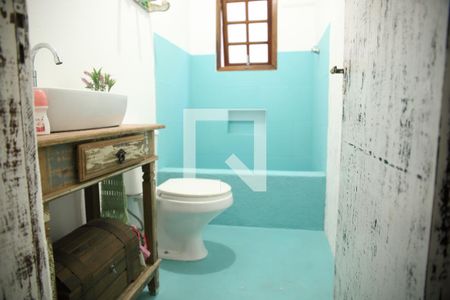 Casa à venda com 300m², 5 quartos e 2 vagasBanheiro da Suíte