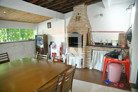 Casa à venda com 300m², 5 quartos e 2 vagasEdícula