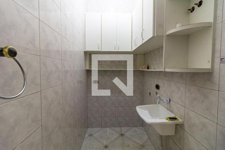 Casa à venda com 300m², 3 quartos e 2 vagas Casa à venda com 300m², 3 quartos e 2 vagasÁrea de serviço