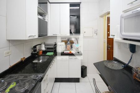 Apartamento à venda com 202m², 2 quartos e 2 vagas Apartamento à venda com 202m², 2 quartos e 2 vagasCozinha