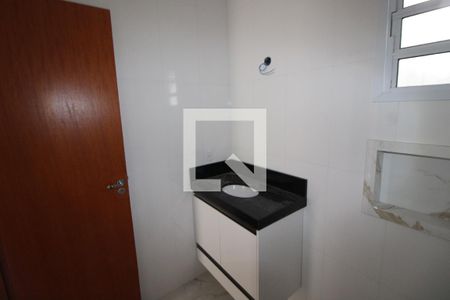 Apartamento à venda com 40m², 2 quartos e sem vagaBanheiro