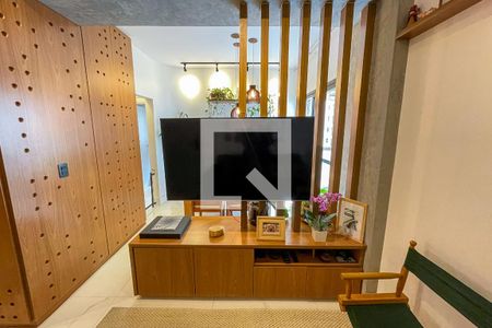 Sala de apartamento à venda com 2 quartos, 67m² em Pinheiros, São Paulo