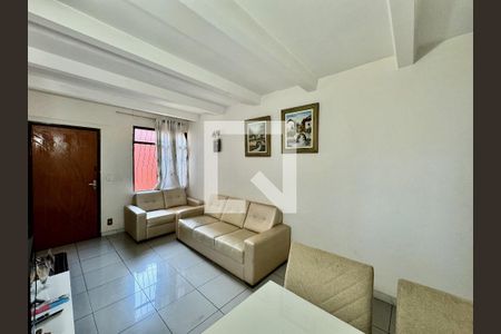 Apartamento à venda com 70m², 2 quartos e 1 vaga Apartamento à venda com 70m², 2 quartos e 1 vagaSala