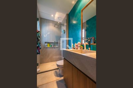 Apartamento à venda com 200m², 4 quartos e 3 vagasBanheiro da Suíte 1