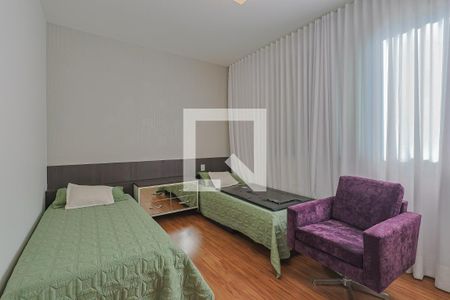 Apartamento à venda com 278m², 4 quartos e 4 vagasSuíte 3