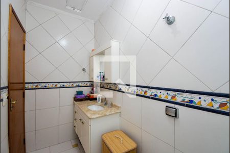 Casa à venda com 150m², 3 quartos e 3 vagasBanheiro da Suíte