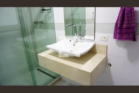 Casa de condomínio à venda com 150m², 3 quartos e 1 vagaBanheiro Social