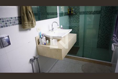 Casa de condomínio à venda com 150m², 3 quartos e 1 vagaBanheiro - Suite 