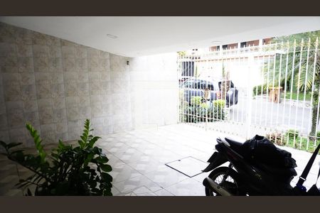 Casa de condomínio à venda com 150m², 3 quartos e 1 vagaGaragem