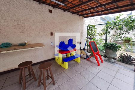 Apartamento à venda com 102m², 3 quartos e 1 vagaÁrea comum