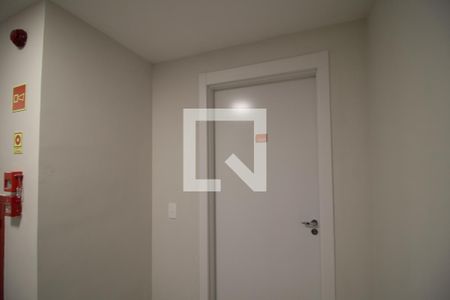 Apartamento para alugar com 42m², 2 quartos e 1 vaga Apartamento para alugar com 42m², 2 quartos e 1 vagaCorredor externo
