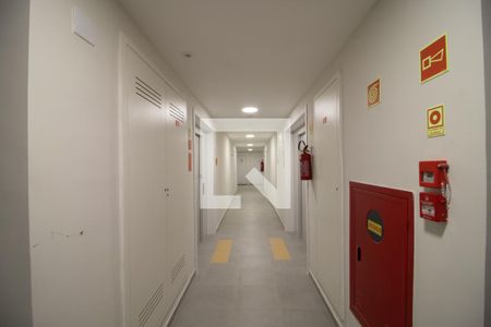 Apartamento para alugar com 42m², 2 quartos e 1 vaga Apartamento para alugar com 42m², 2 quartos e 1 vagaCorredor externo
