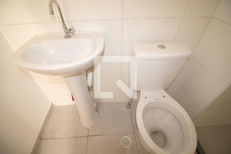 Apartamento para alugar com 42m², 2 quartos e 1 vaga Apartamento para alugar com 42m², 2 quartos e 1 vagaBanheiro