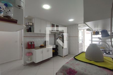 Apartamento à venda com 88m², 2 quartos e 1 vaga Apartamento à venda com 88m², 2 quartos e 1 vagaCozinha