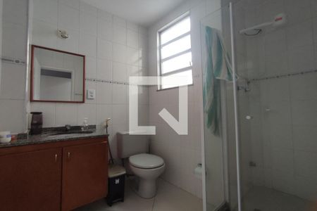 Apartamento à venda com 88m², 2 quartos e 1 vaga Apartamento à venda com 88m², 2 quartos e 1 vagaBanheiro